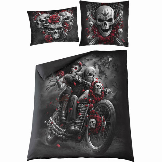 Spiral Duvet Set: Skulls N' Roses