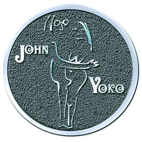 John Lennon Badge: John & Yoko Embrace HiChrome