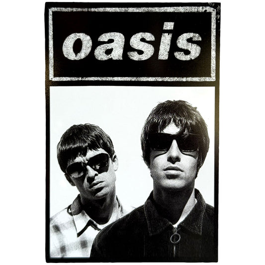 Oasis Magnet: Sunglasses Portrait